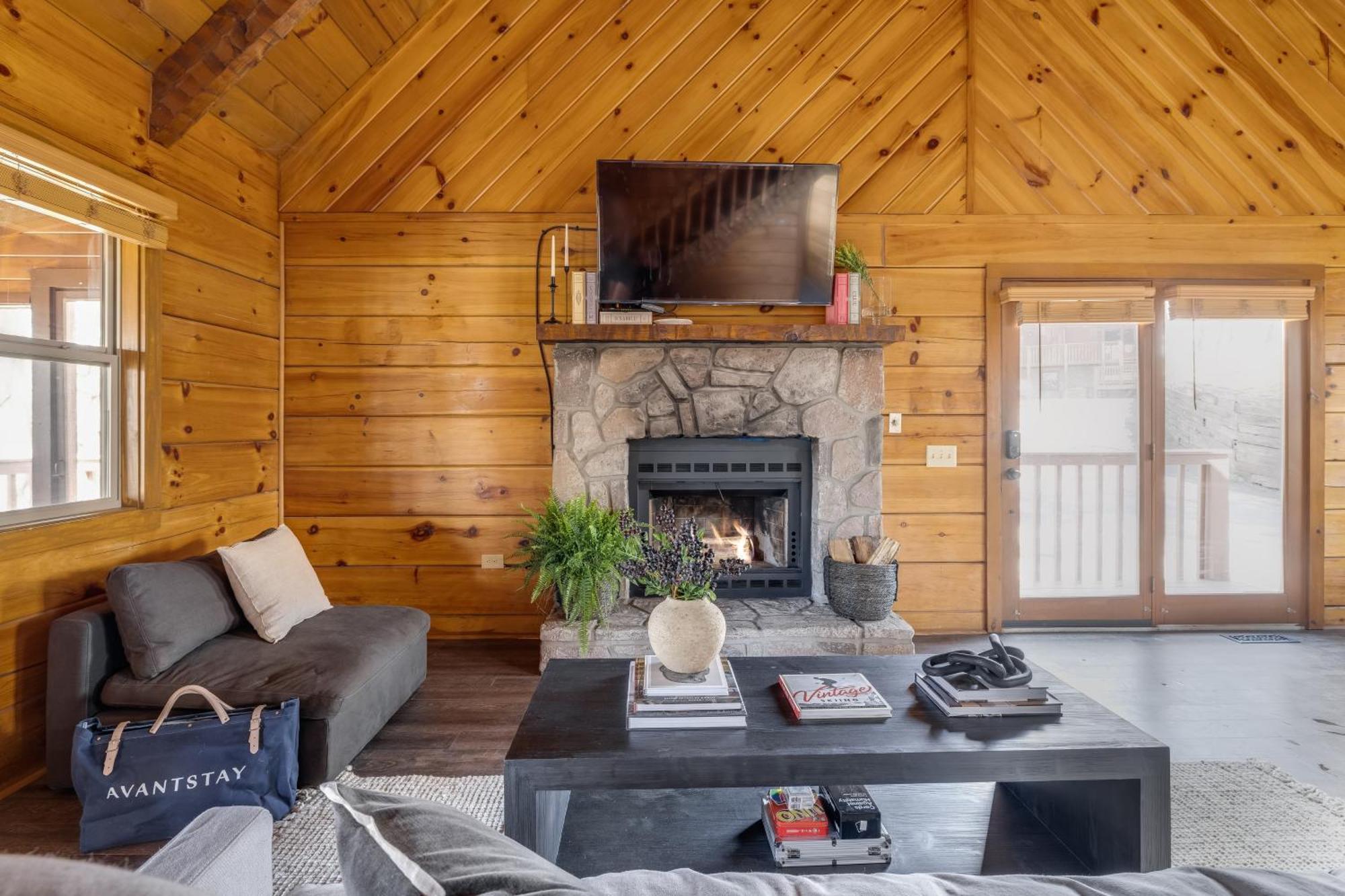 Dudley III By Avantstay Cosy Mountain Home W Hot Tub Great Views Pigeon Forge Ngoại thất bức ảnh
